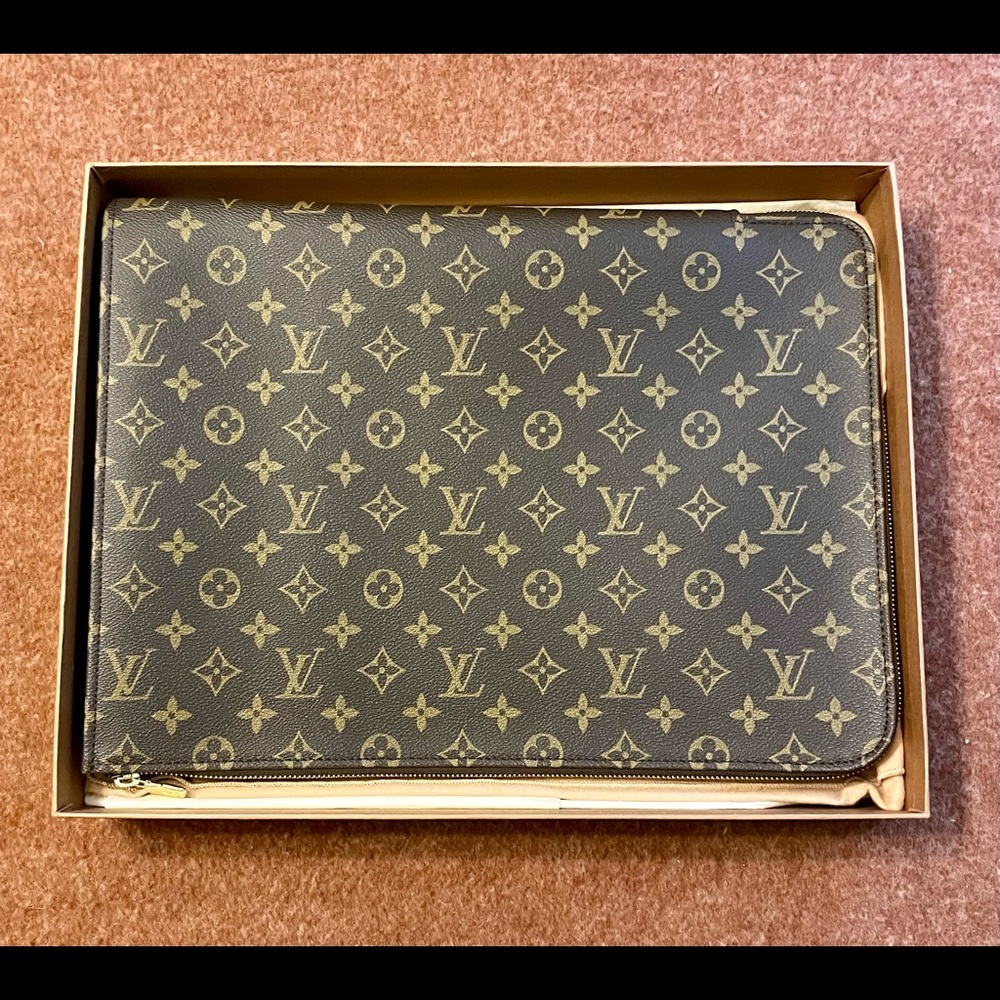 Louis Vuitton Monogram Poche Documents Portfolio Case -NEW-